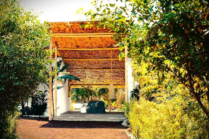 2-Days Private Midrange Safari; Tarangire & Ngorongoro Crater - What the $1,055.56 price includes