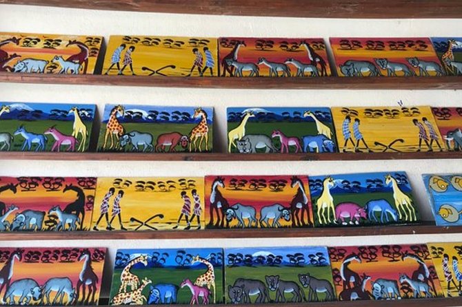 24 Hours in Arusha—Arusha Museum, Cultural Heritage, Maasai Market, Shanga - The Maasai Market: a hands-on test of your bargaining skills