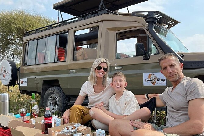 5 Days Best of Tanzania Luxury Safari Northern Circuit - Day 5: birds, monkeys, and lake country at Manyara