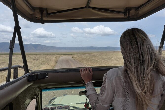 5-Days Private Midrange Safari: Serengeti, Ngorongoro & Manyara - Day Five: Lake Manyara’s Birds and Tree-Climbing Lions
