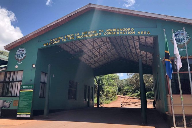 5 Days Tanzania Safari - Migration and Big 5 Safaris - Day 1: Lake Manyara’s lake, forest, and Rift Valley setting