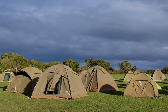 5 Days Tarangire ,Serengeti.Ngorongoro and Lake manyara - Day 2: the long road from Mto wa Mbu to Serengeti