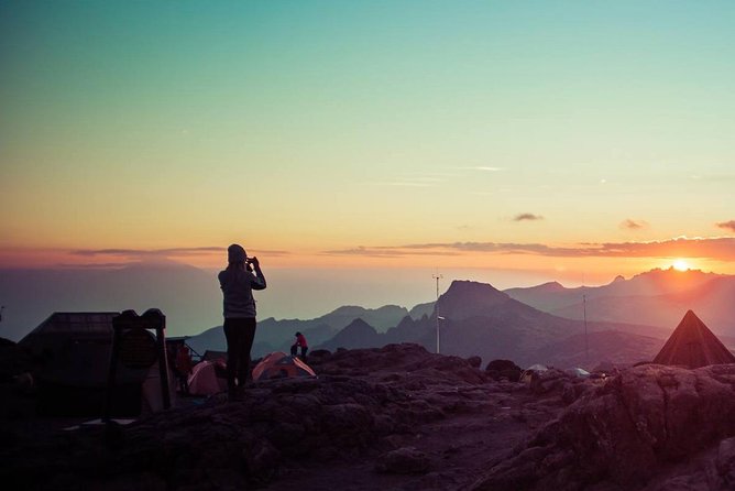 7-Day Kilimanjaro Climb–Lemosho R. Scenic Adventure to the summit - Day 3: Lava Tower and the descent to Barranco