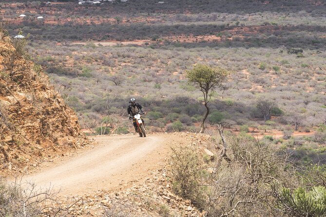 7-Day Tanzania Private Guide Motorcycle Safari Tour - Day 6: Lake Eyasi, the Hadza, and Lake Natron country