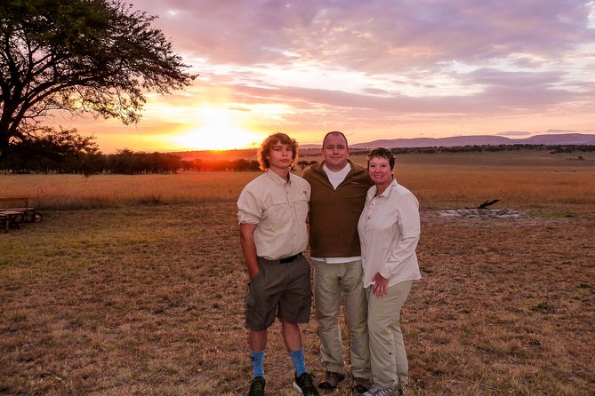7 Days Migration Crossing in Mara River Northern Serengeti - Day 4: A Full Day Beside the Mara River
