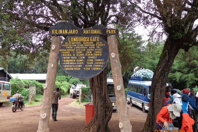 8 Days 7 Nights Kilimanjaro Lemosho Route - Day three: a schedule detail to clarify