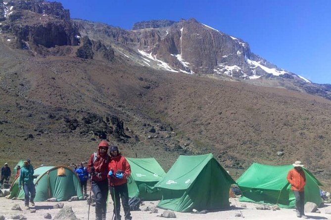 Climbing Kilimanjaro - Machame Route - Day three: Lava Tower and the Barranco Wall