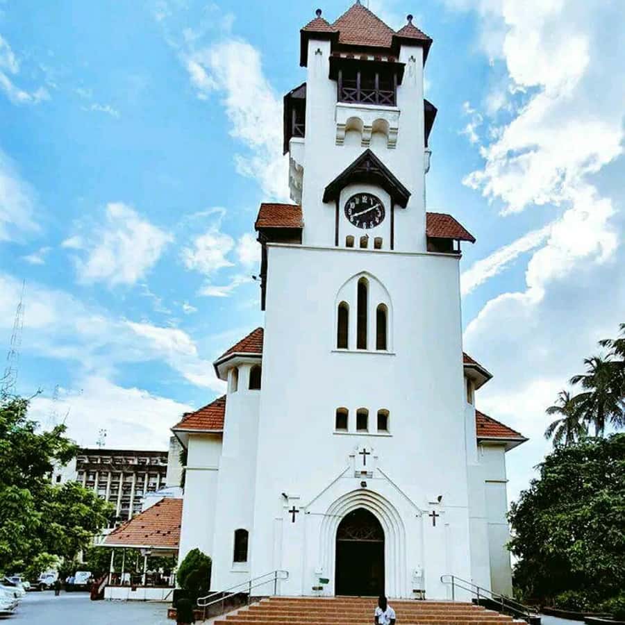 DAR ES SALAAM : 6hr DAR ES SALAAM CITY TOUR WITH PRIVATE CAR - Twin Towers, port views, and the city from the road