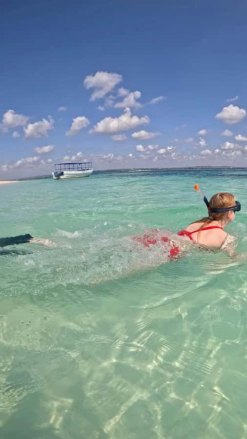 DAR ES SALAAM:BONGOYO ISLAND SNORKELING TOUR & BEACH ESCAPE - A quick boat ride from Dar es Salaam