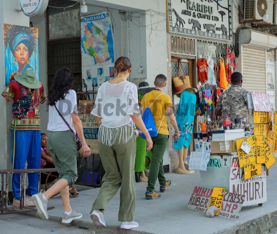 Dar es Salaam City Center: Walking Tour - The Askari Monument And Dar es Salaam’s Public Memory