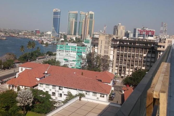 Dar es Salaam City Tour - Everyday - Askari Monument: ten minutes of difficult history