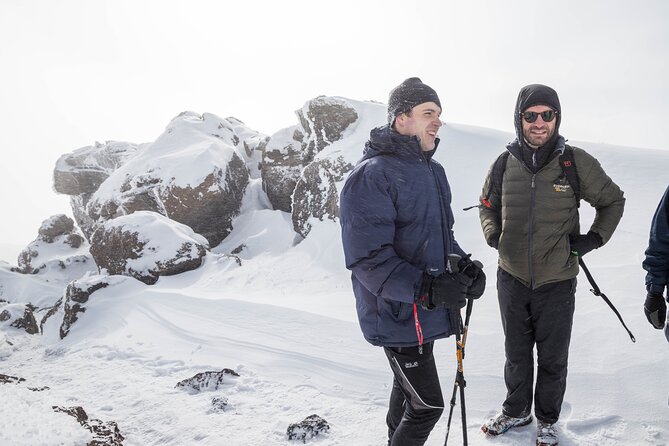 Discover The Best 7-day Kilimanjaro climbing via Machame route - Day 4: The Barranco Wall and Karanga Camp