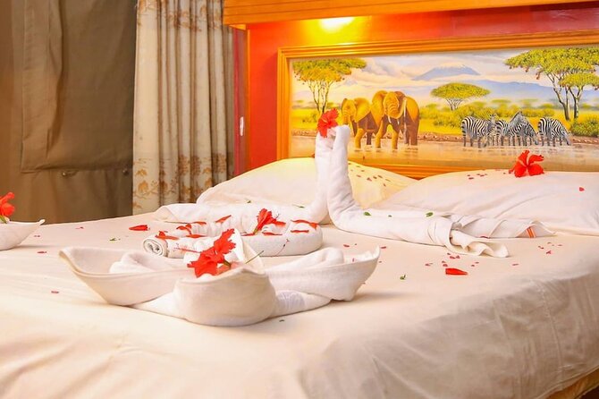 Elephant Special Serengeti & Ngorongoro Crater 5 Days / 4 Nights - Ngorongoro Crater packs variety into one descent