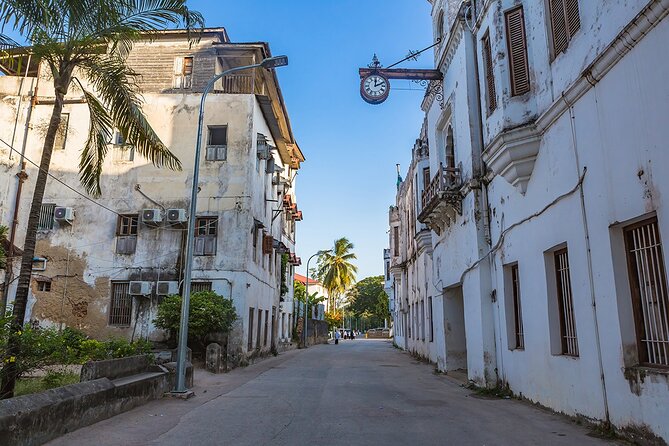 Explore The Stone Town in Zanzibar - Why Stone Town is best seen on foot