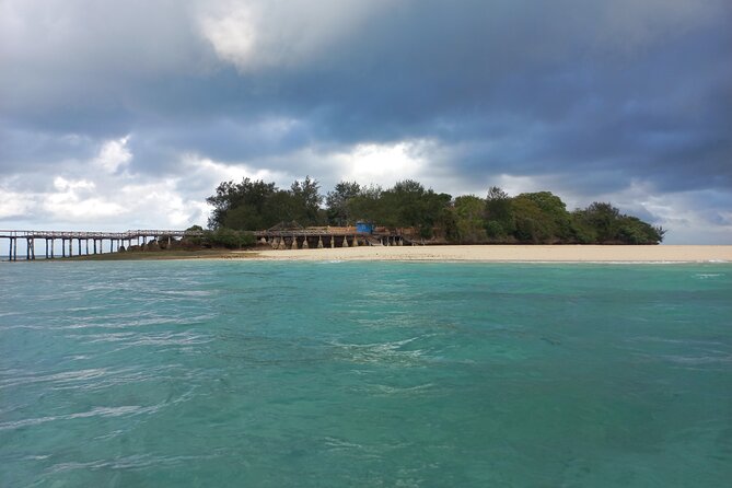 Full-day Prison Island, Nakupenda and Stone Town Tour with Lunch Buffet - Nakupenda Sandbank: the day’s best breathing space