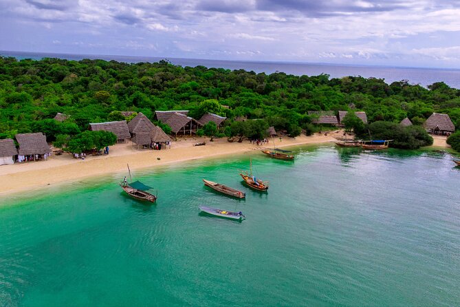 Full Day Safari Blue Zanzibar - What the Crew Adds to the Day