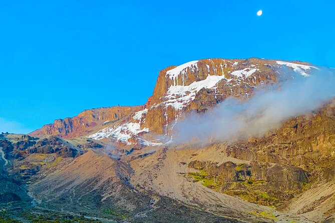 Kilimanjaro Climbing Lemosho Route 8 Days. - Day 1 in Moshi: preparation before the mountain