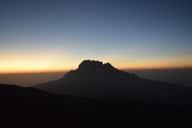 Marangu Route 6 Days 5 Nights/Kilimanjaro Climb - Crossing the saddle to Kibo Hut