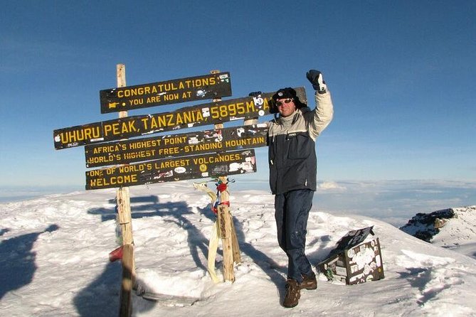 Mt Kilimanjaro Climb - 6 days Marangu - Day 3: The acclimatization walk to Mawenzi Saddle