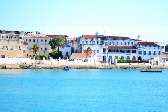 Private Guided Tour to Prison Island, Nakupenda Beach, Stone Town - Private guiding and the people who shape the day