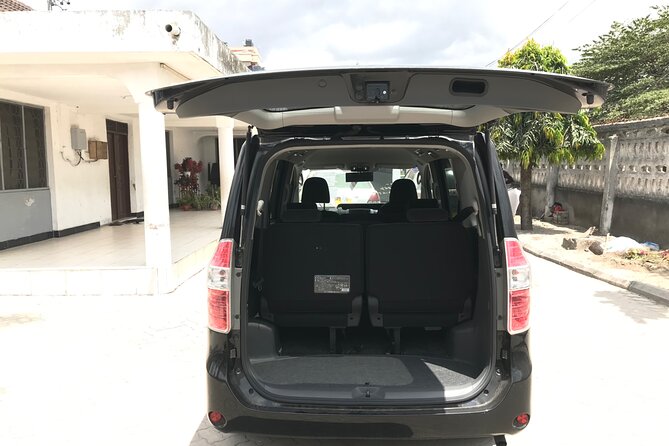 Private Kilimanjaro Airport Transfer to or from Tanzania - Is $55 Good Value for the Ride?