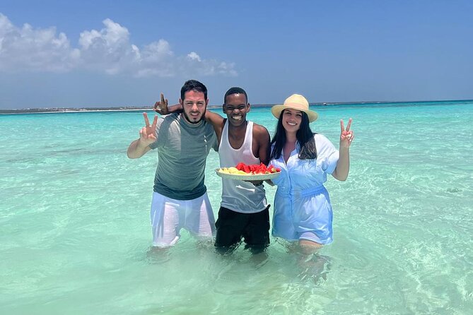 Private Mnemba Island and Turtle Aquarium Tour - Five hours around Mnemba Island