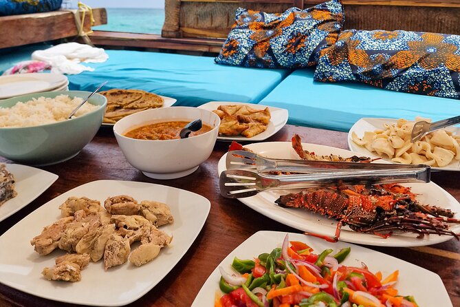 Private/Sharing: Snorkeling with Dolphins Sandbank in Mnemba - Snorkeling over Mnemba’s coral reefs