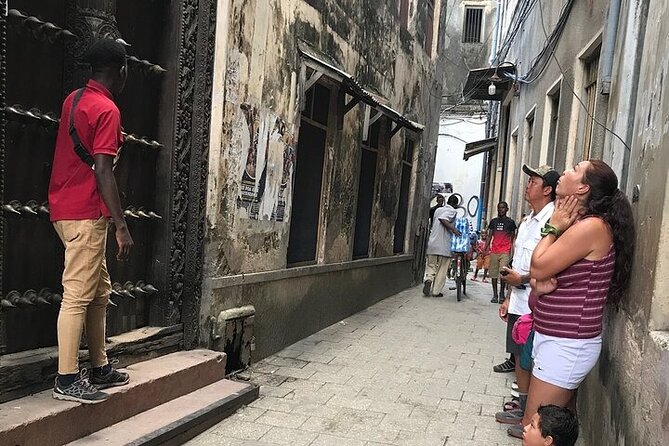 Private Stone Town, Nakupenda Beach and Prison Island Tour - Old Fort: A Quick Look at Stone Town’s Past