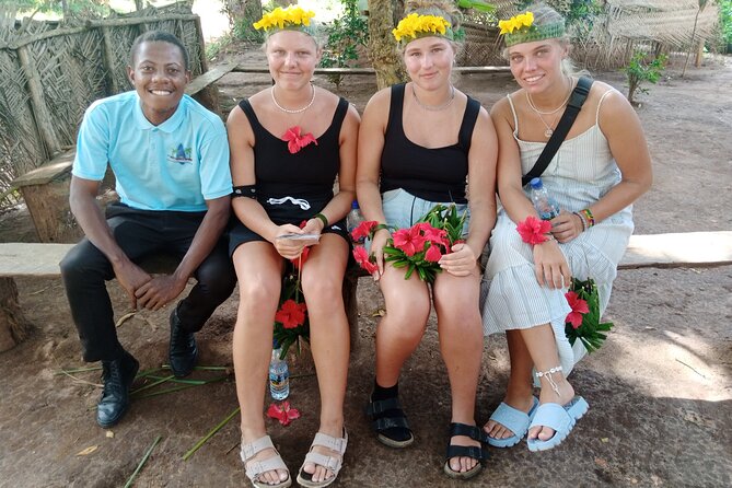 Private Zanzibar Spice Farm Tour - Seeing cinnamon, vanilla, pepper, and nutmeg in the ground
