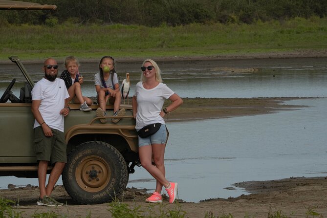 Selous Luxury Day Safari with Photographer - The afternoon search and return to Mtemere