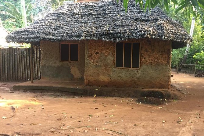 Spice Farm and Jozani Forest Private Tour - A fragrant morning at Jambo Spice Farm