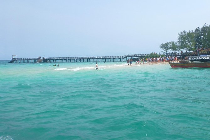 Stone Town and Prison Island from Zanzibar - Why this Stone Town and Prison Island pairing works