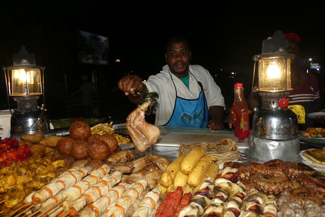Stone Town Evening Walk Tour With Visit Food Markets - Eating at Forodhani Gardens