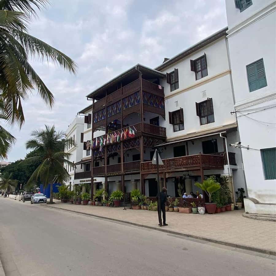 Stone Town Guided Tour: Culture, Slave Market & Spice Market - Darajani Market: the best everyday stop