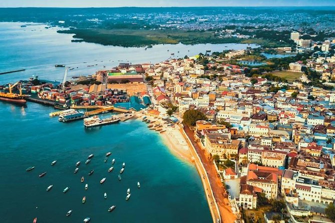 Stone Town Guided Tour from Zanzibar - The Old Fort: thick walls and a small cultural center