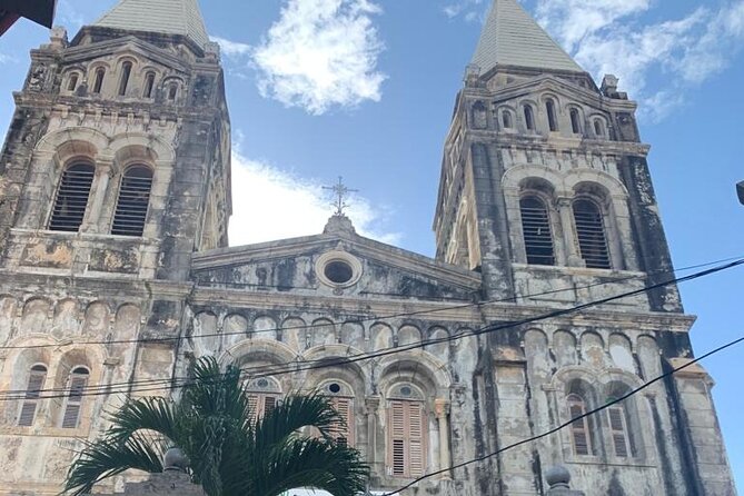 STONE TOWN, PRISON ISLAND AND SPICE FARM ( Lunch included ) - Guide Abu makes the difference