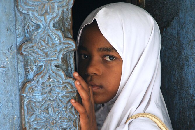 Stone Town Private Tour with Slave Market Tickets - The Sultan’s Palace and People’s Palace Museum