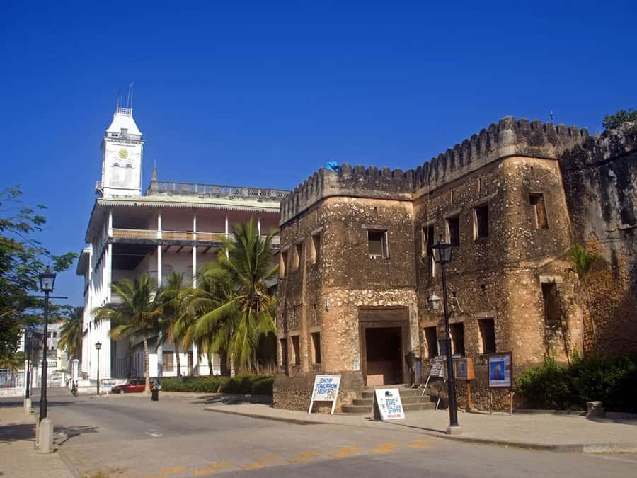 Stone Town's Hidden History: Private Guided Walking Tour - Why Stone Town works best on foot