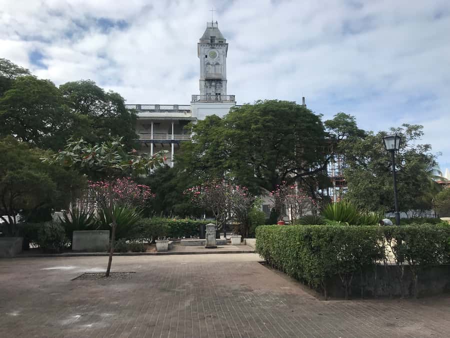 Stone Town: Stone Town and Prison Island Private Day Trip - Why this Stone Town and Prison Island pairing works
