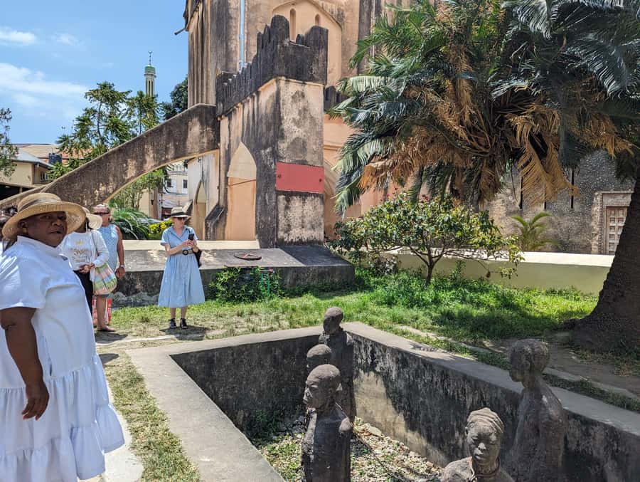 Stone Town: Stone Town and Prison Island Private Day Trip - National Museum and Arab Fort