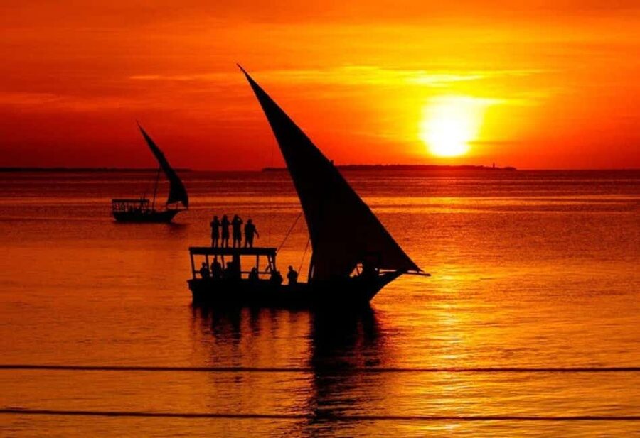 Stone Town: Sunset Dhow Cruise Experience - Setting out from the Palace Museum