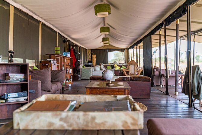 Tanzania Safari 10 Days- Serengeti, Lake Manyara, Ngorongoro Crater. - From Serengeti plains to the Ngorongoro rim