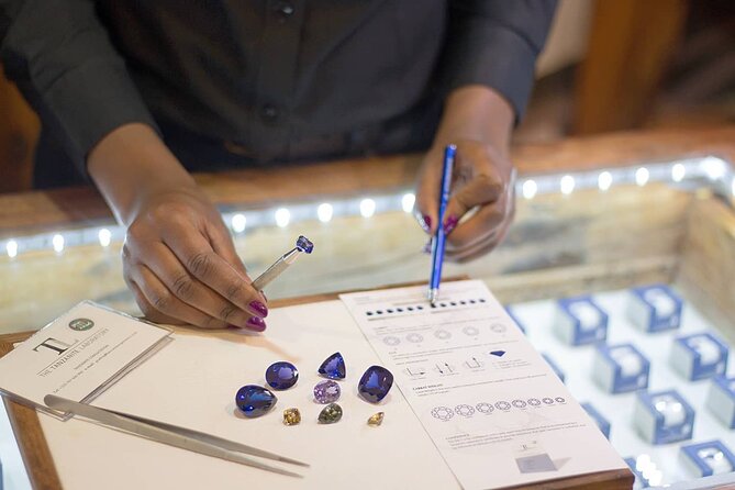 Tanzanite experience tour - Tanzanite shopping in Arusha - Why Arusha is a good place to shop for tanzanite