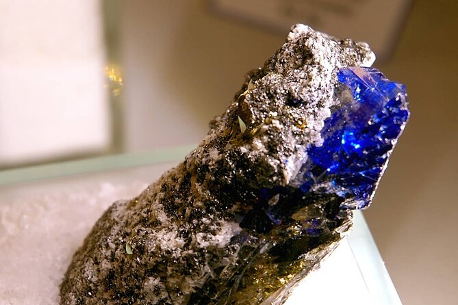 Tanzanite experience tour - Tanzanite shopping in Arusha - Guides, transport, and the personal feel
