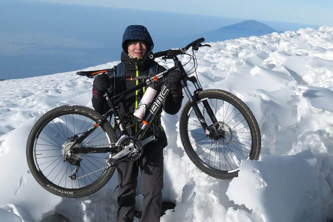 Top 6 Days Mt. Kilimanjaro Bike trek Tour by Marangu-Kilema Route - Day 2: Alpine desert riding around Mawenzi Hut