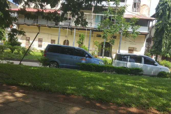 Zanzibar Airport Pickup to Any Hotel – Reliable & Comfortable - Advice from the driver can be useful