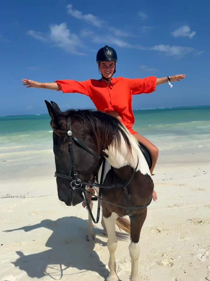 Zanzibar: Beach Horseback Ride and Swim with the Horse - Who should book this Zanzibar activity?