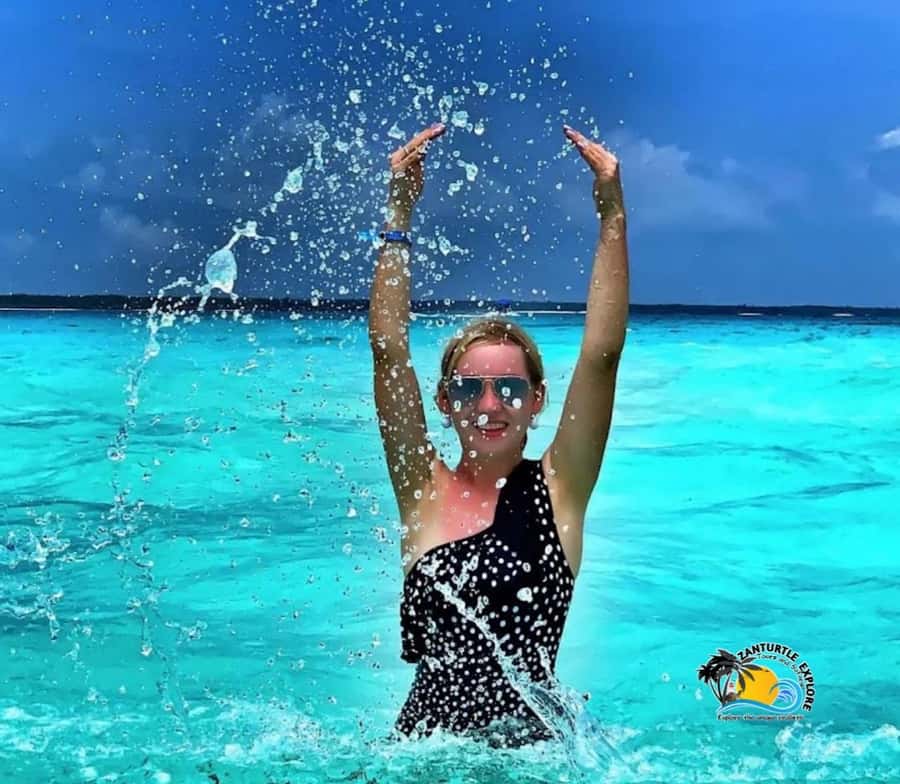 Zanzibar: Blue Lagoon, Starfish and Jozani Forest Tour - Lunch, beach time, and what is not included