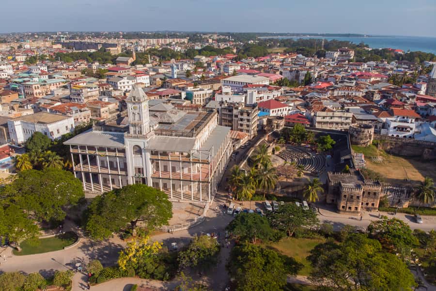 Zanzibar City: Guided Tour of the Stone Town District - Why Stone Town works best with a guide