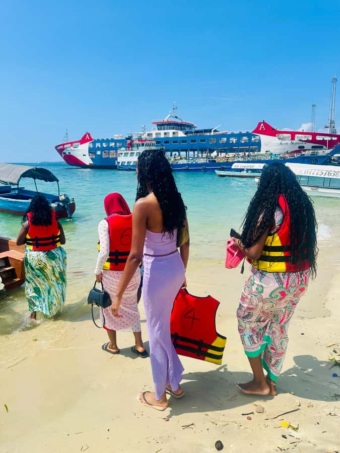 Zanzibar: Day Trip Stone Town, Spice farm,Prison Island - Stone Town: Doors, Palaces, and Difficult History